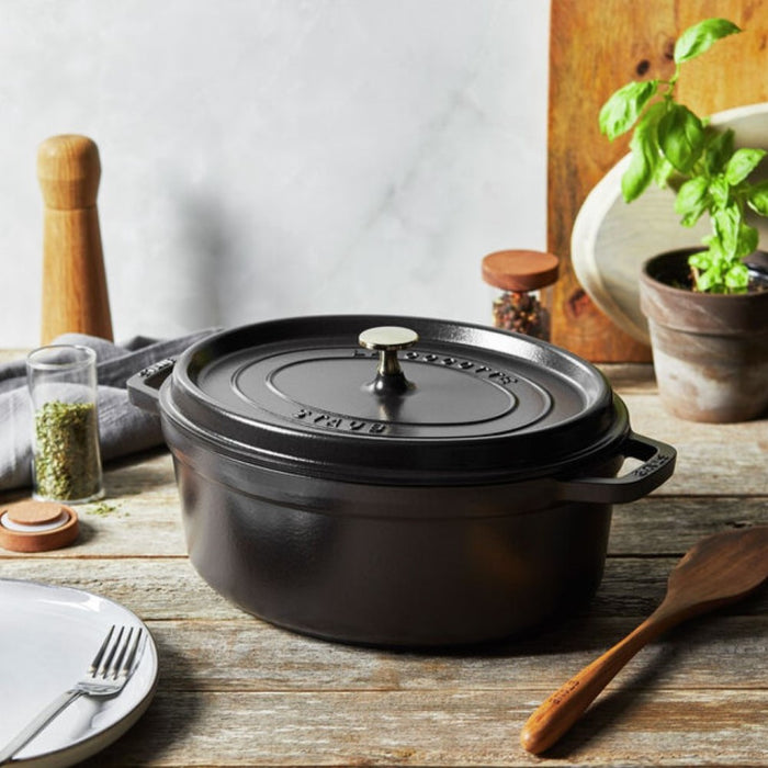 Cocotte oval negra 31 cm